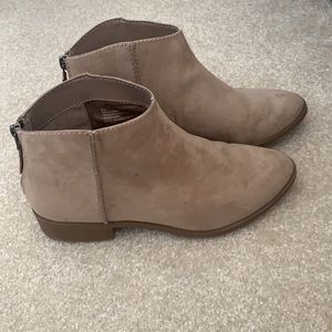 Universal Thread Tan Suede Booties